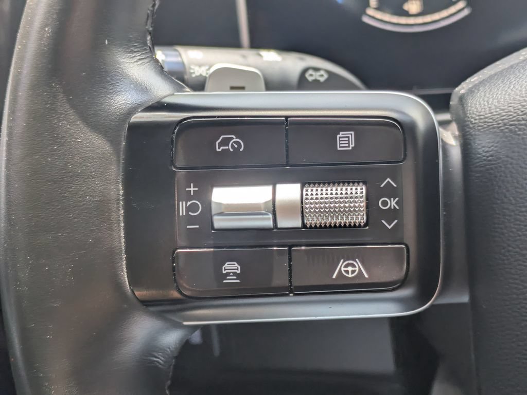 Used 2024 Hyundai Santa Fe SEL FWD image 25