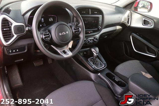Certified 2024 Kia Soul LX w/ Option Group 015 FWD image 12