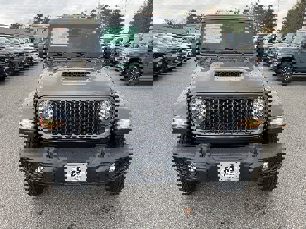 New 2026 Jeep Gladiator Sport image 2