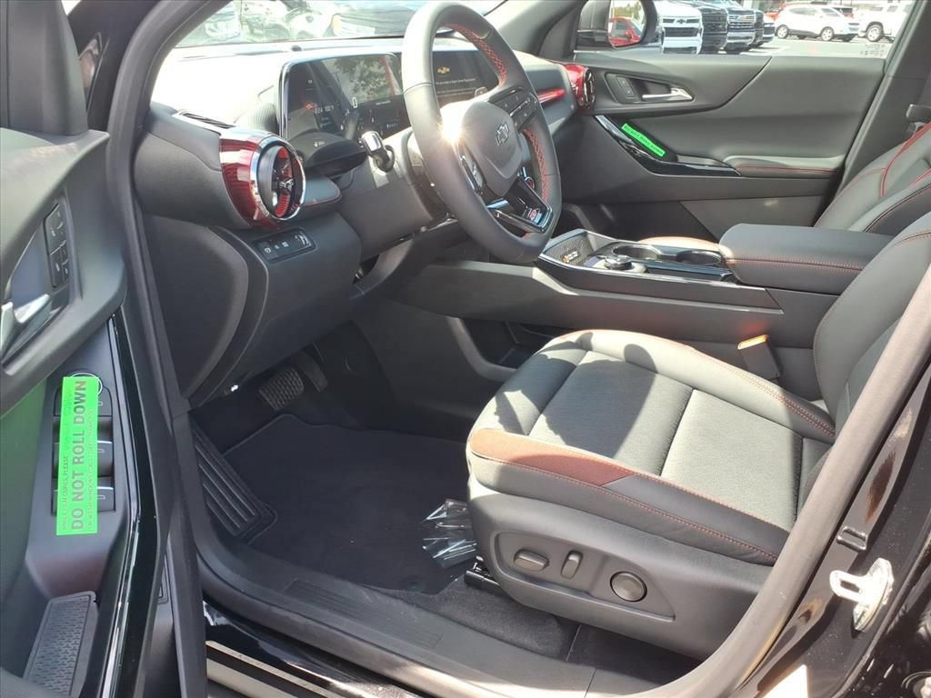 New 2027 Chevrolet Equinox RS w/ Safety and Technology Package FWD image 11