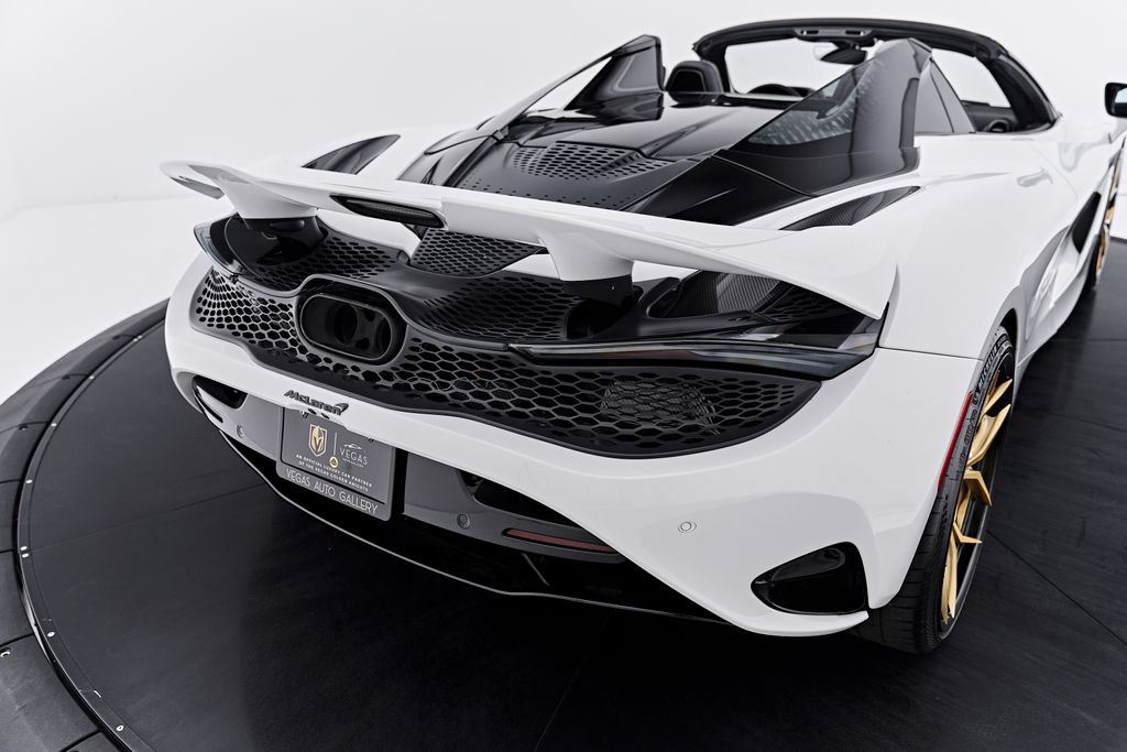 Used 2025 McLaren 750S Spider RWD image 34