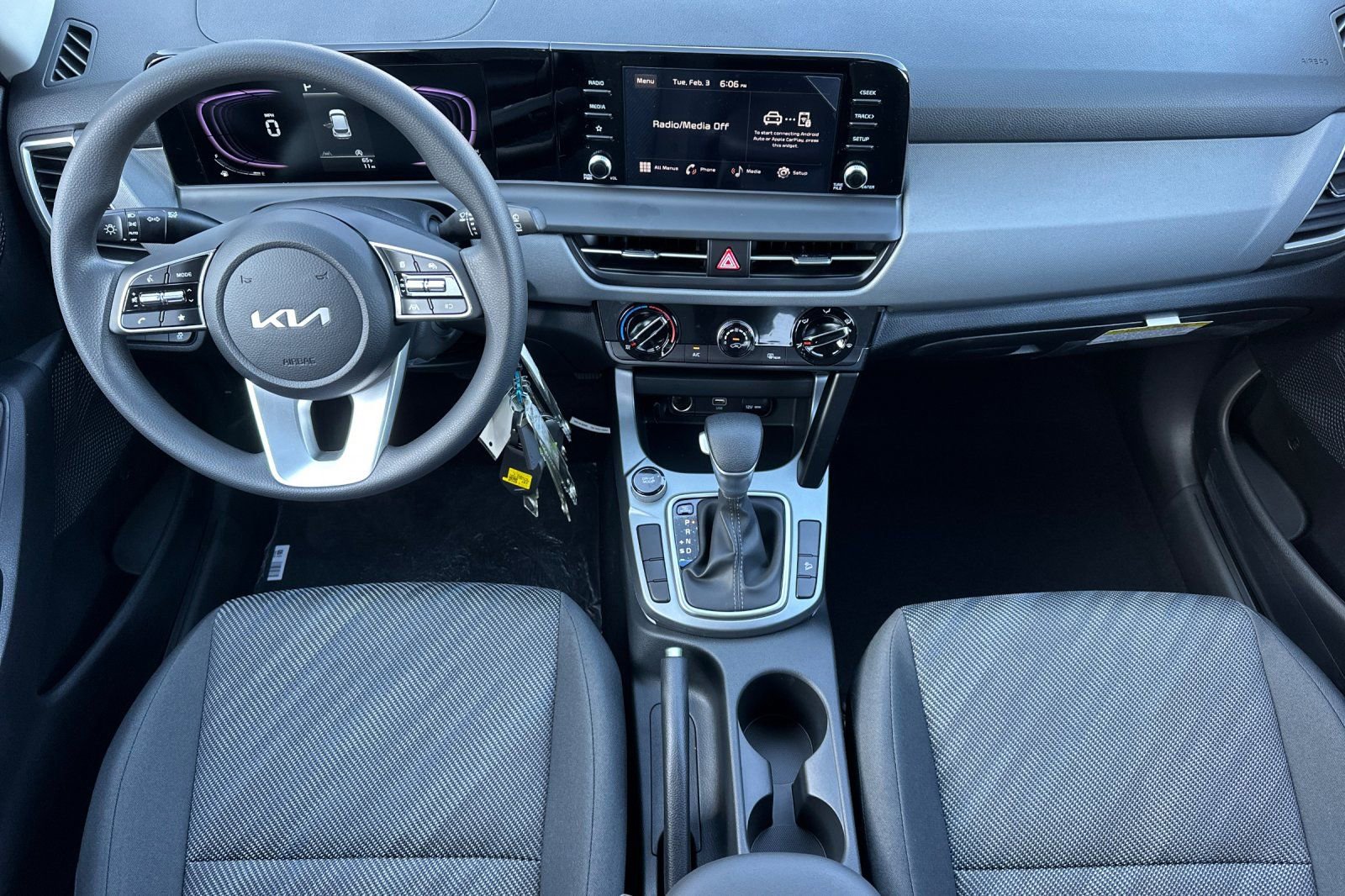 New 2026 Kia Seltos LX image 13