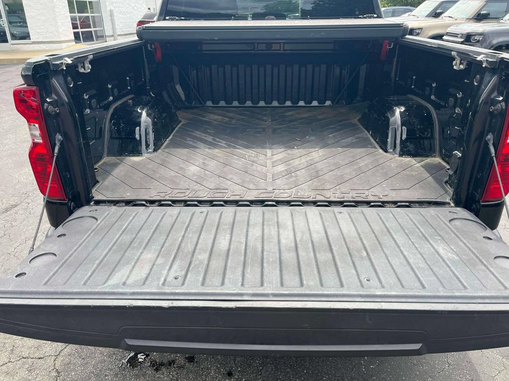 Used 2023 Chevrolet Silverado 1500 Custom AWD/4WD image 12