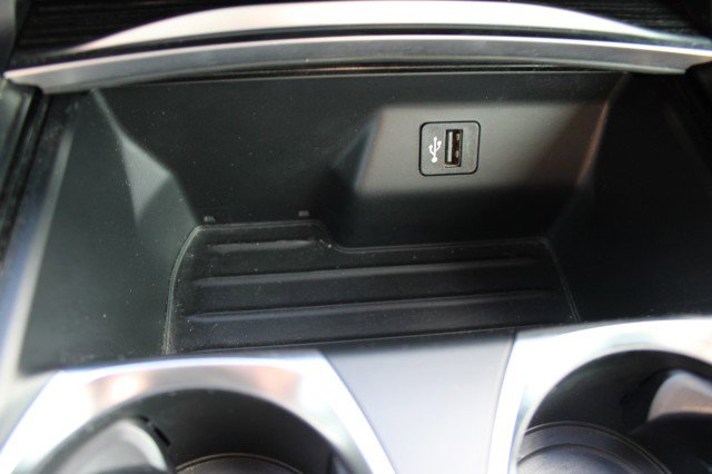 Used 2019 BMW 750i M SPORT DRIVER ASSIST+ w/ M Sport Package image 65