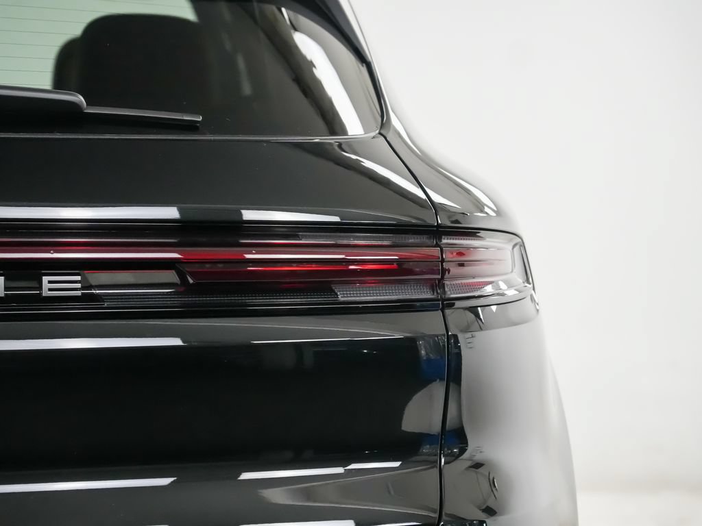 New 2026 Porsche Cayenne AWD/4WD image 12
