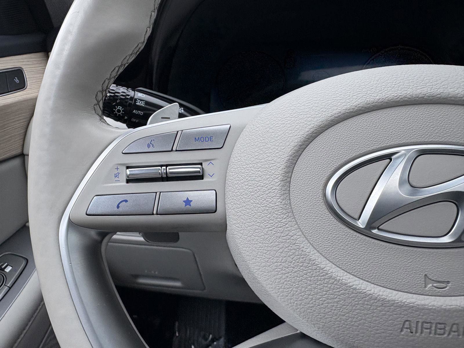 Used 2024 Hyundai Palisade Limited AWD/4WD image 10