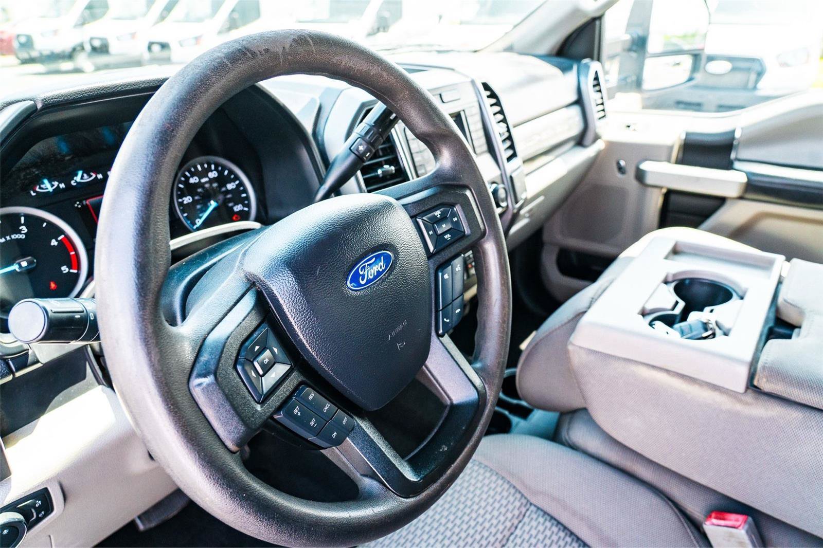 Used 2019 Ford F250 XLT AWD/4WD image 8