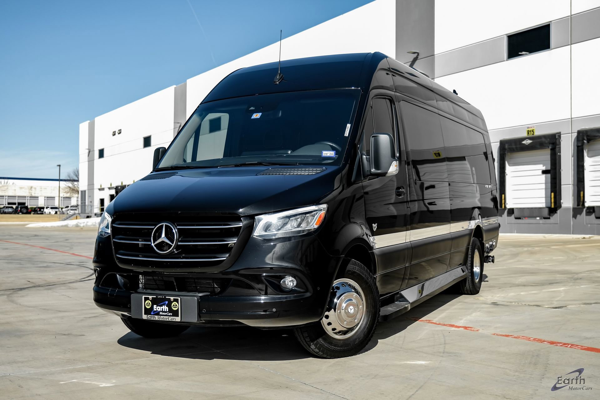 Used 2023 Mercedes-Benz Sprinter 3500 image 5