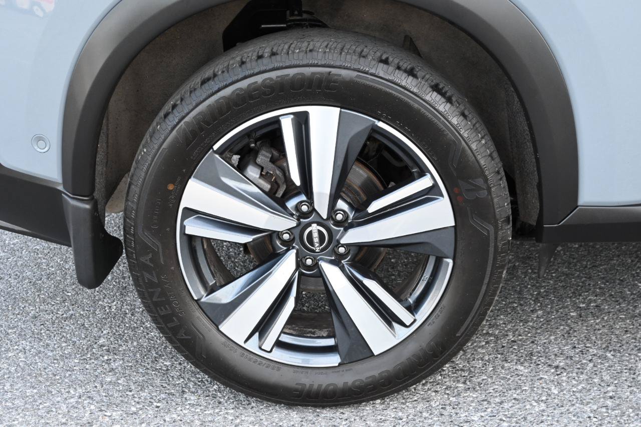 Used 2023 Nissan Rogue Platinum w/ Platinum Premium Package AWD/4WD image 15