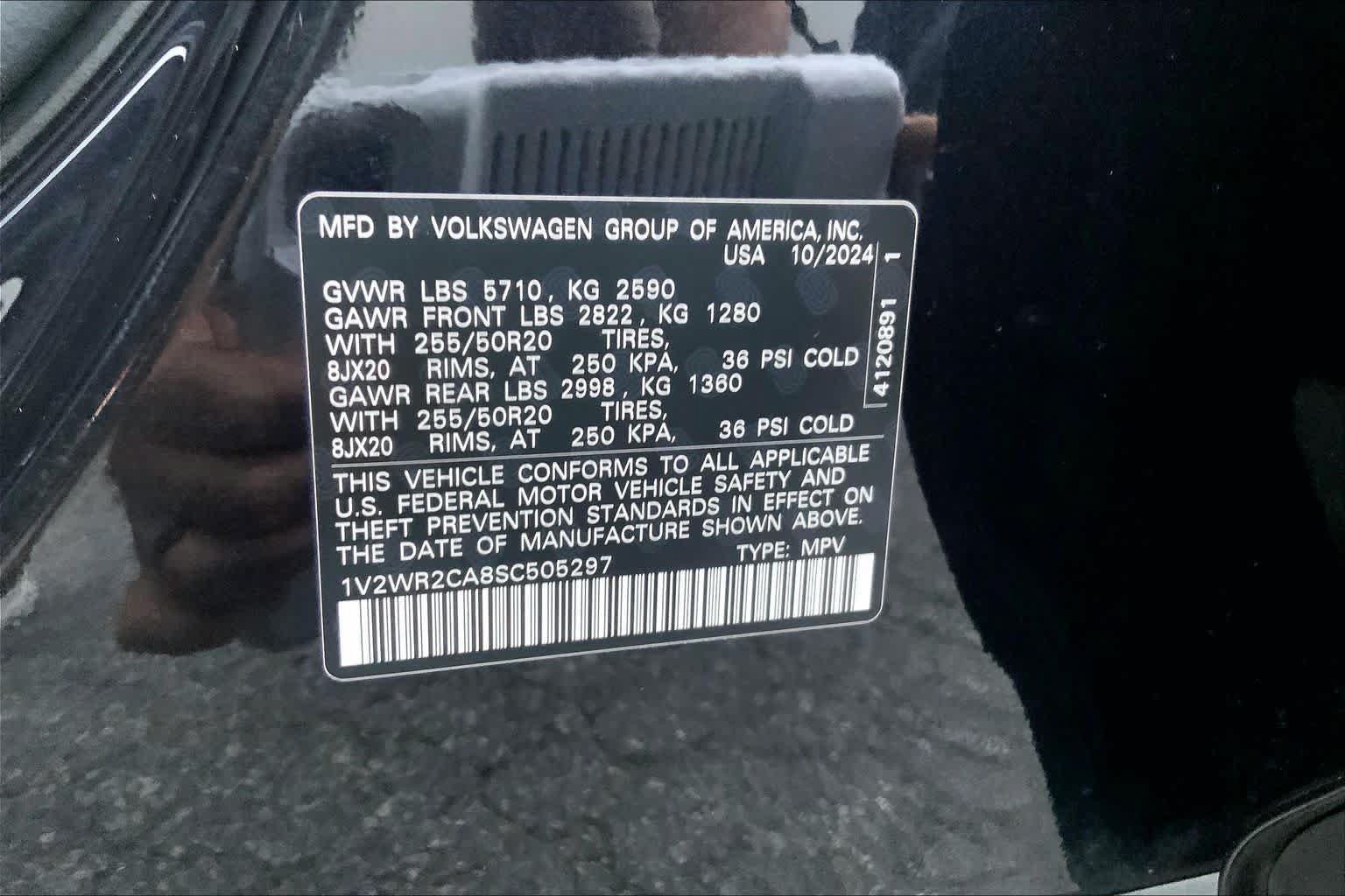 Used 2025 Volkswagen Atlas SE FWD image 29