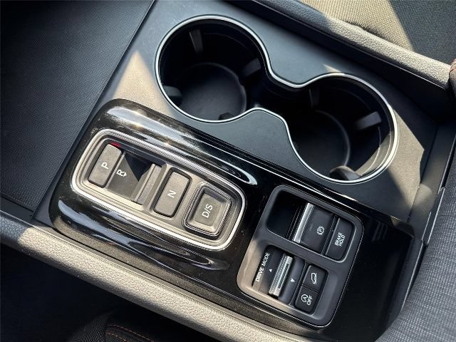 Certified 2025 Honda Pilot Sport image 16