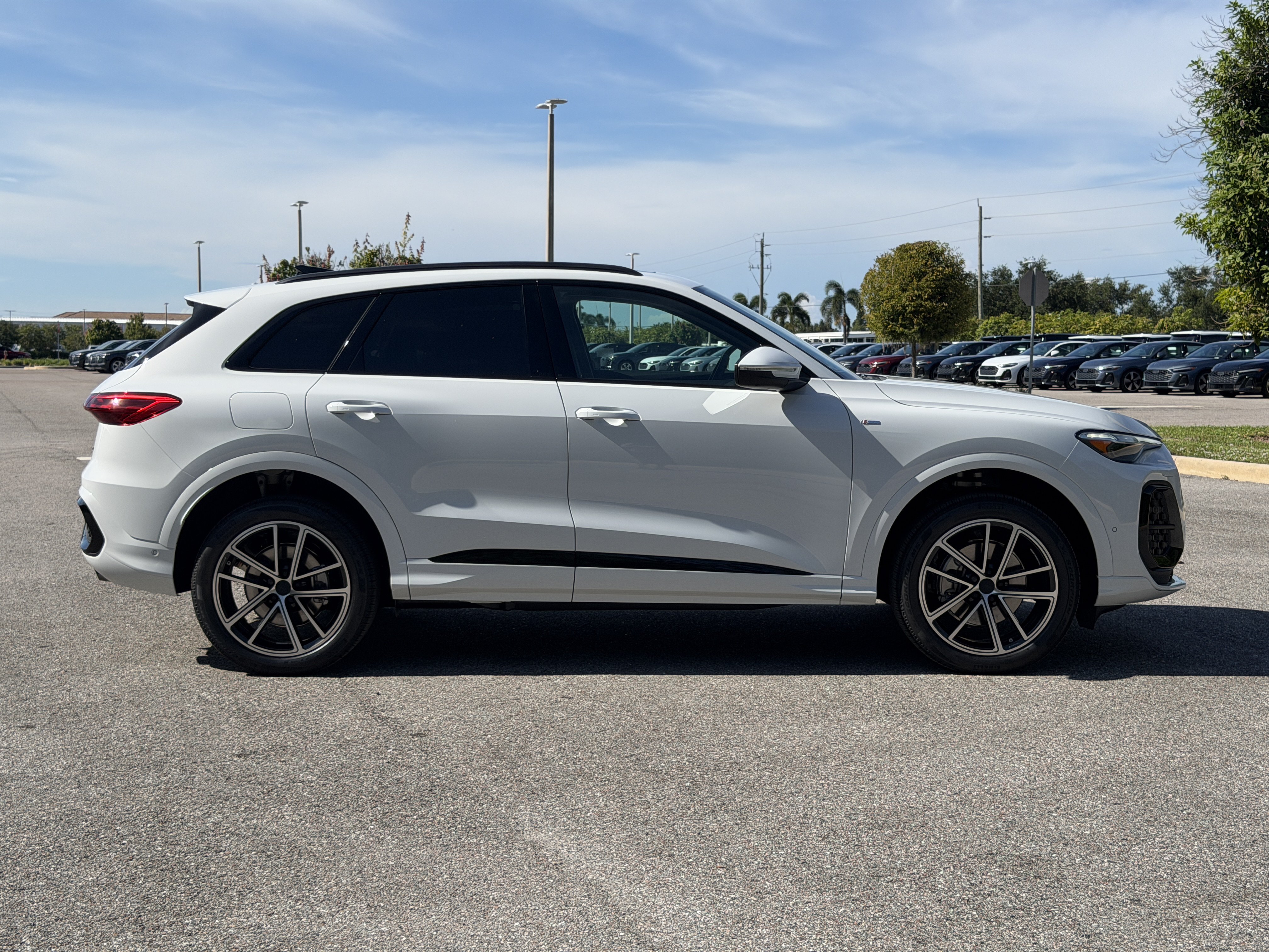 New 2026 Audi Q5 Premium Plus AWD/4WD image 8