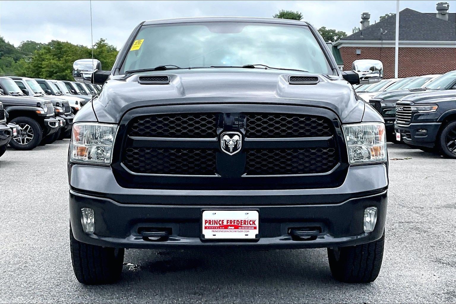 Used 2015 RAM 1500 Outdoorsman w/ Pittsburgh Penguins Edition AWD/4WD image 2