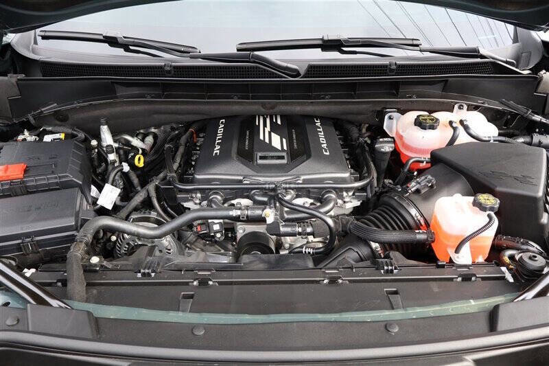 Used 2026 Cadillac Escalade V w/ LPO, ONYX Package image 9