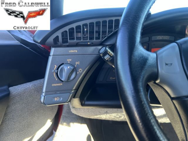 Used 1991 Chevrolet Corvette Convertible RWD image 15