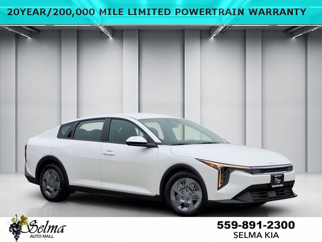 New 2025 Kia K4 LX