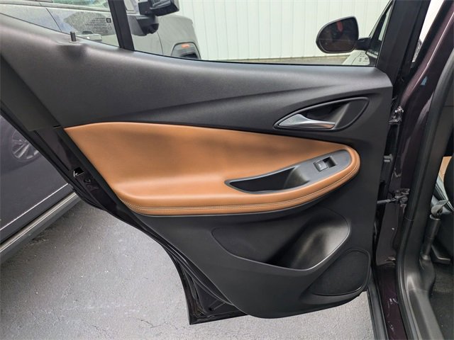 Used 2021 Buick Encore GX Essence w/ Advanced Technology Package image 29