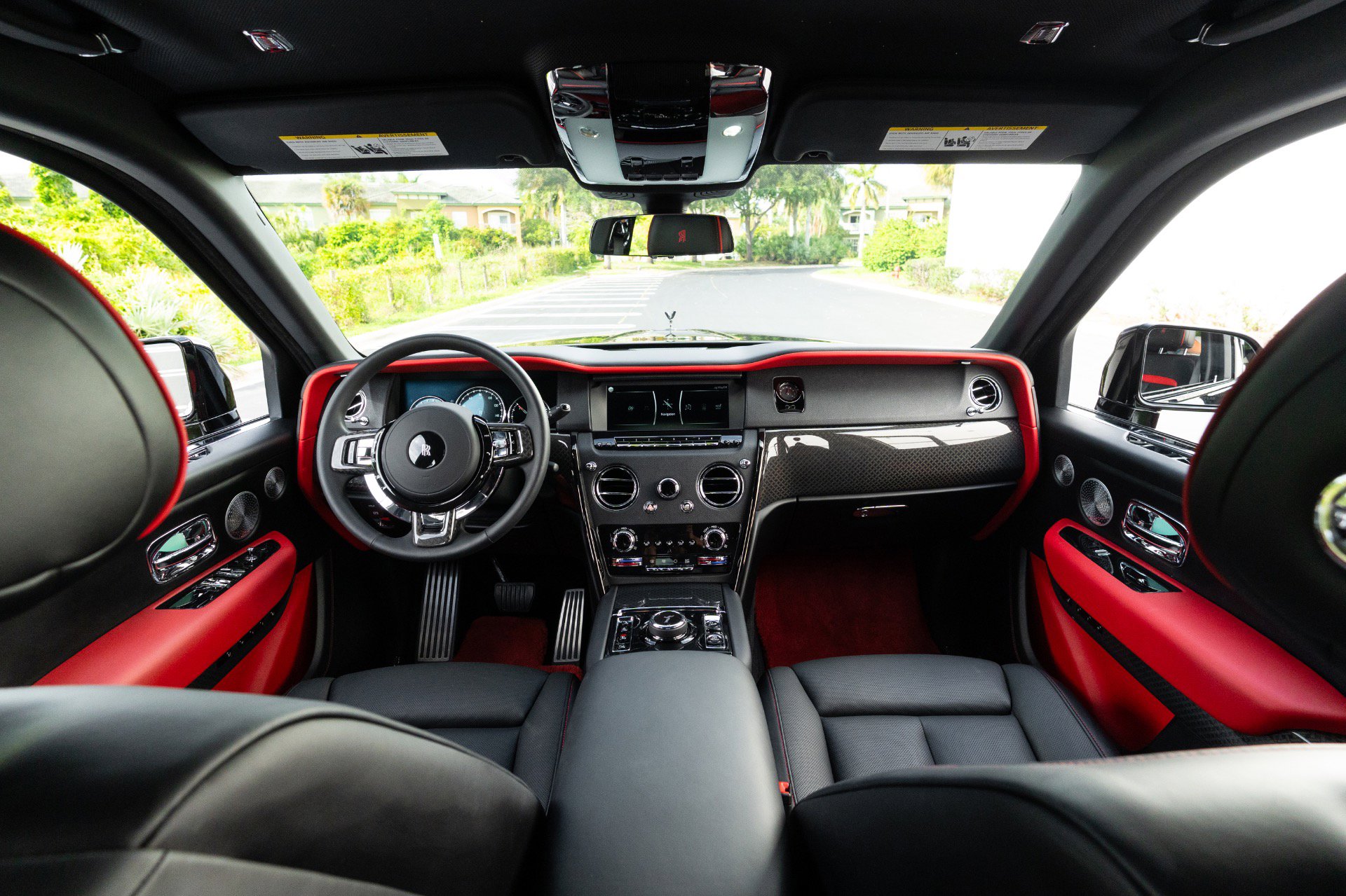 Used 2022 Rolls-Royce Cullinan Black Badge w/ Dark Exterior Package AWD/4WD image 6