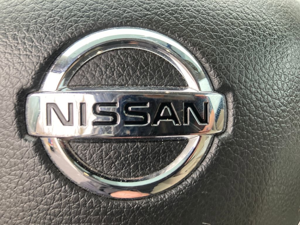 Used 2016 Nissan Rogue SV image 31