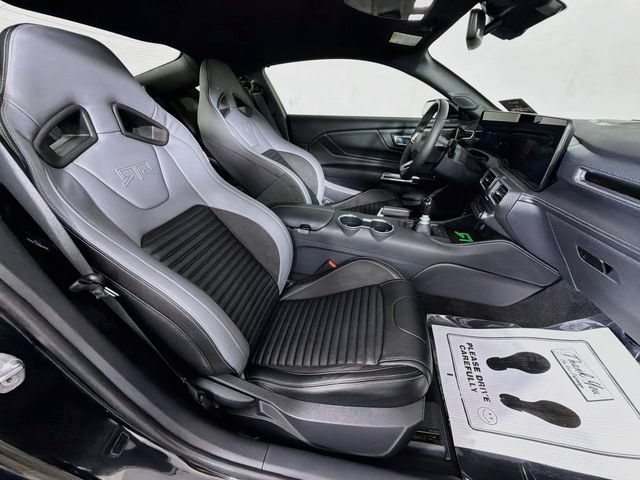 Used 2026 Ford Mustang GT Premium w/ GT Performance Package RWD image 28