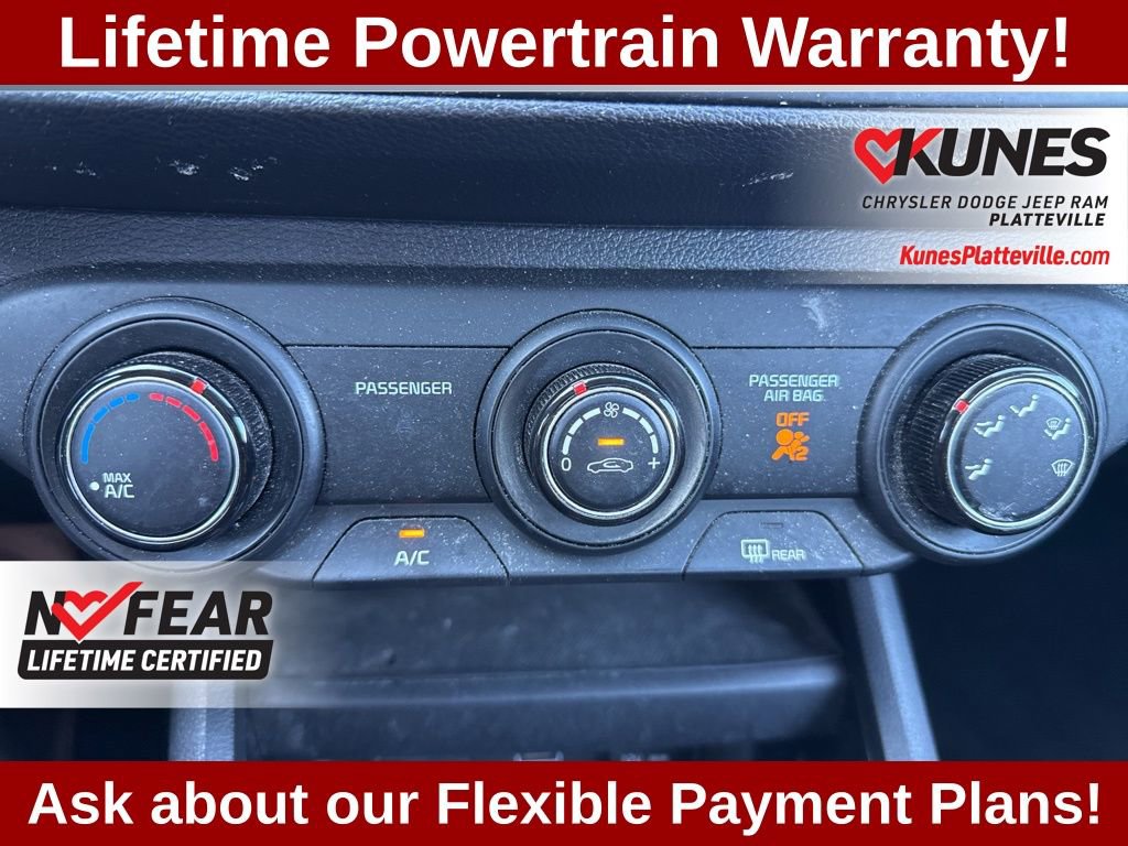 Used 2023 Kia Forte LXS w/ LXS Technology Package FWD image 21