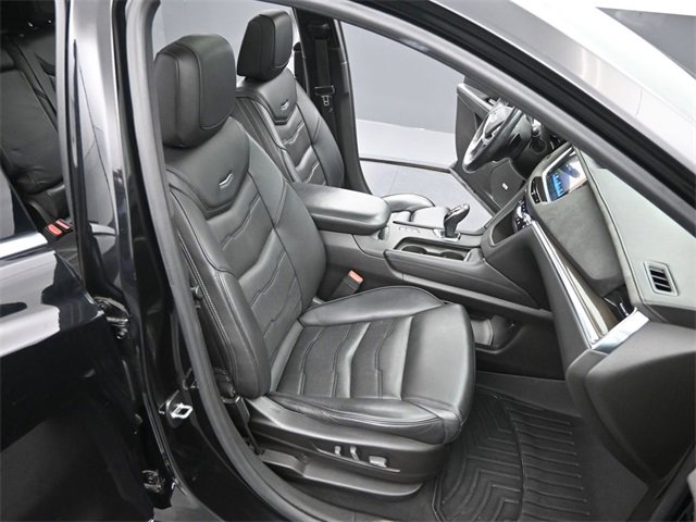 Used 2017 Cadillac XT5 Platinum image 19