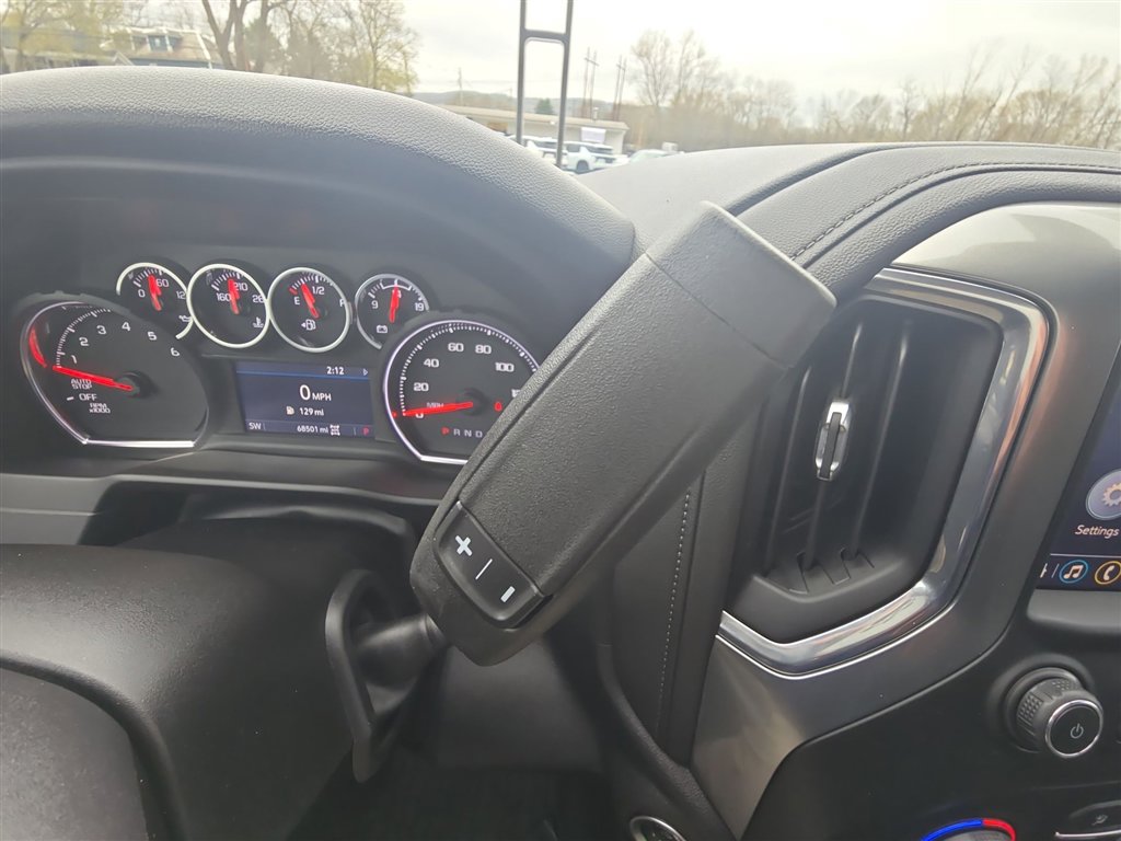 Used 2021 Chevrolet Silverado 1500 LT Trail Boss w/ Convenience Package II AWD/4WD image 15