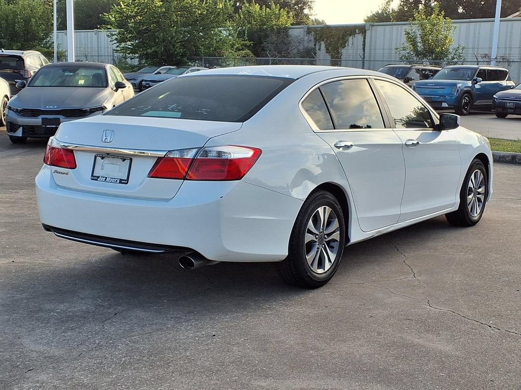 Used 2013 Honda Accord LX image 4