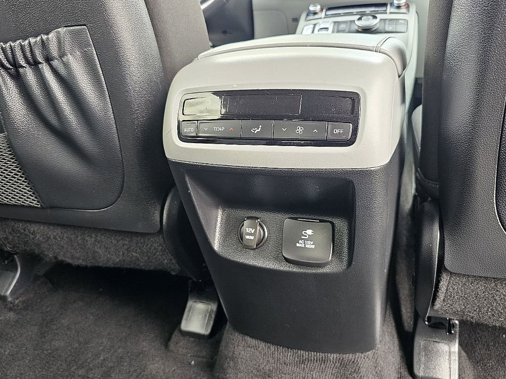 Used 2020 Hyundai Palisade SEL w/ Convenience Package FWD image 22
