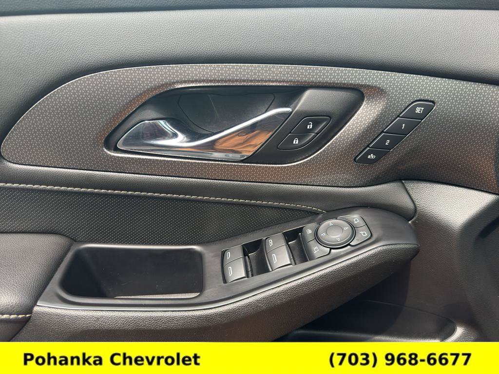 Certified 2023 Chevrolet Traverse Premier w/ Redline Edition AWD/4WD image 22