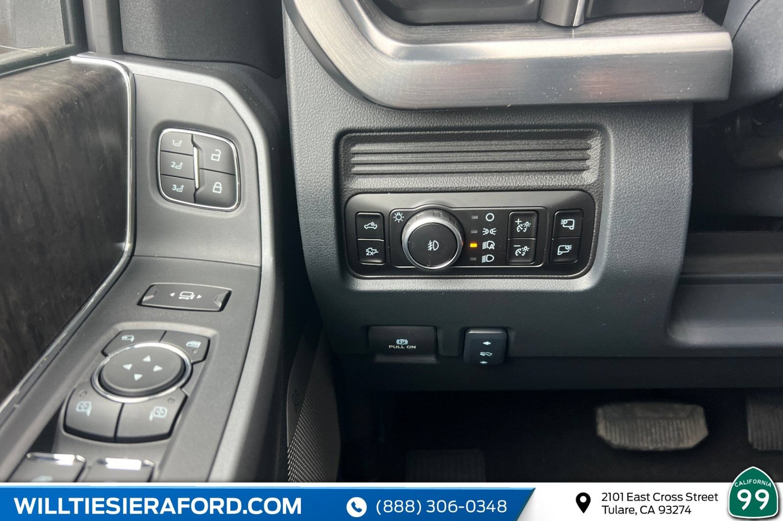 New 2026 Ford F350 Lariat w/ Black Appearance Package AWD/4WD image 25