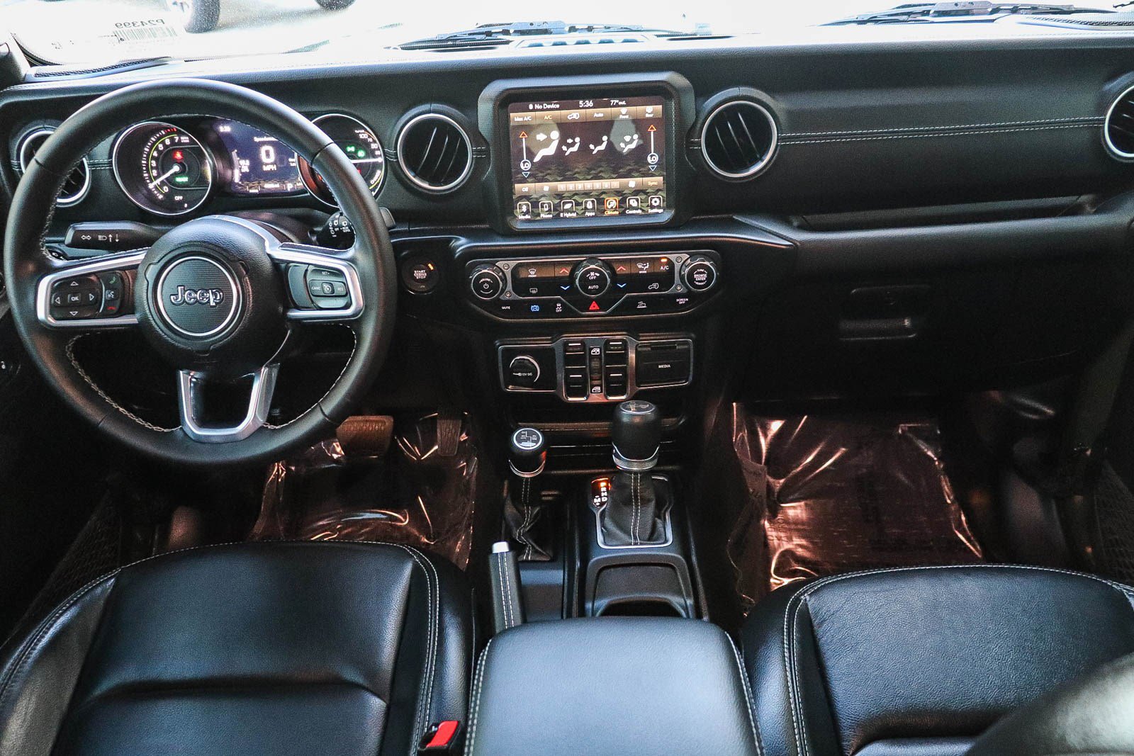 Used 2022 Jeep Wrangler Unlimited Sahara image 13