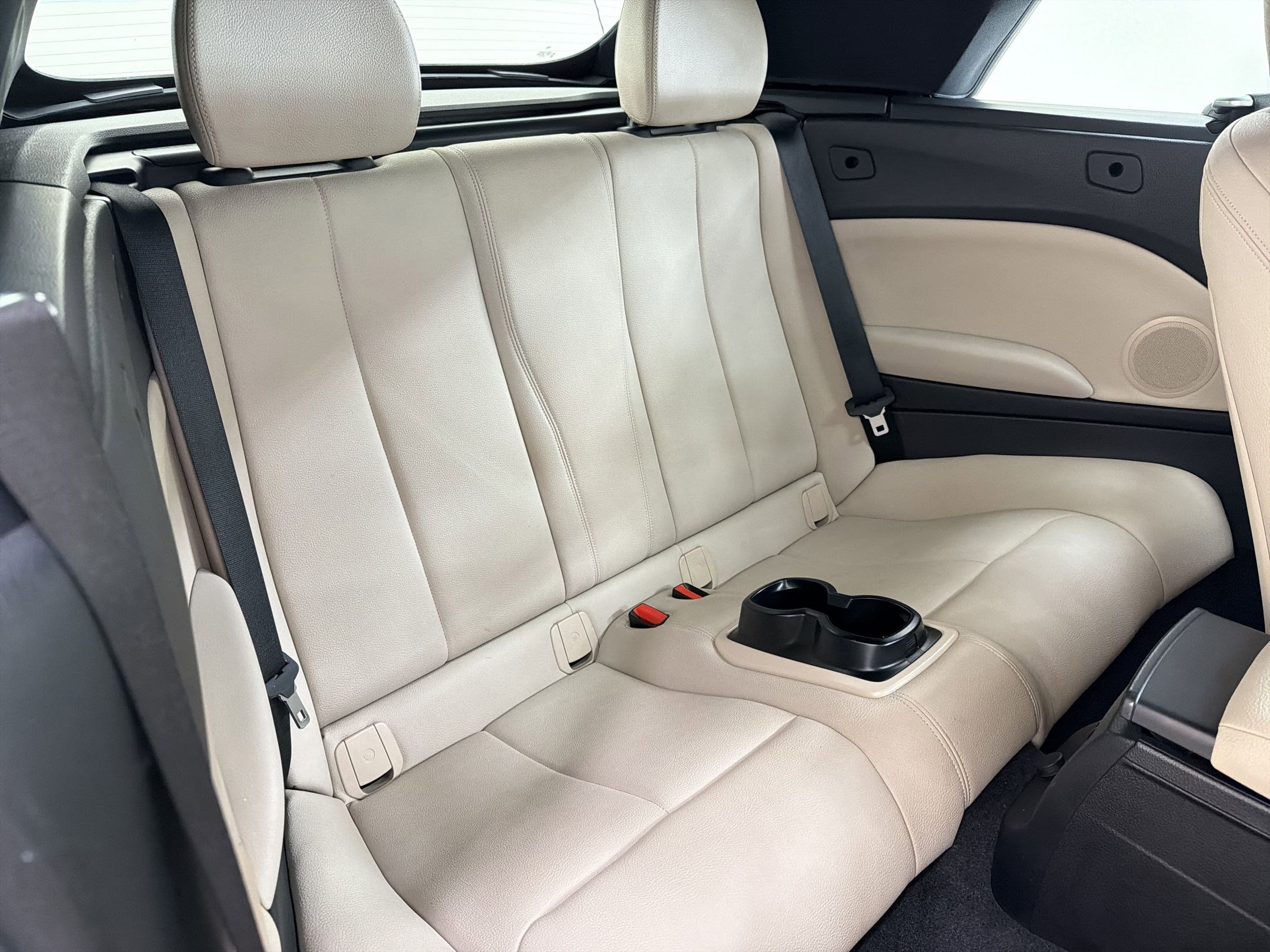 Used 2016 BMW 228i xDrive Convertible image 28