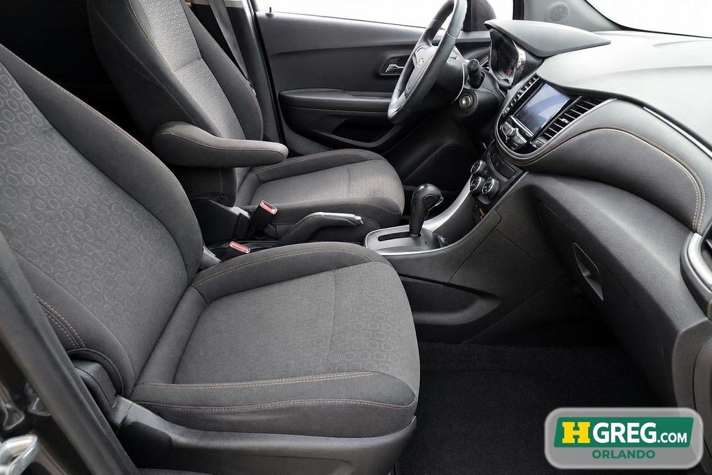 Used 2020 Chevrolet Trax LS FWD image 11