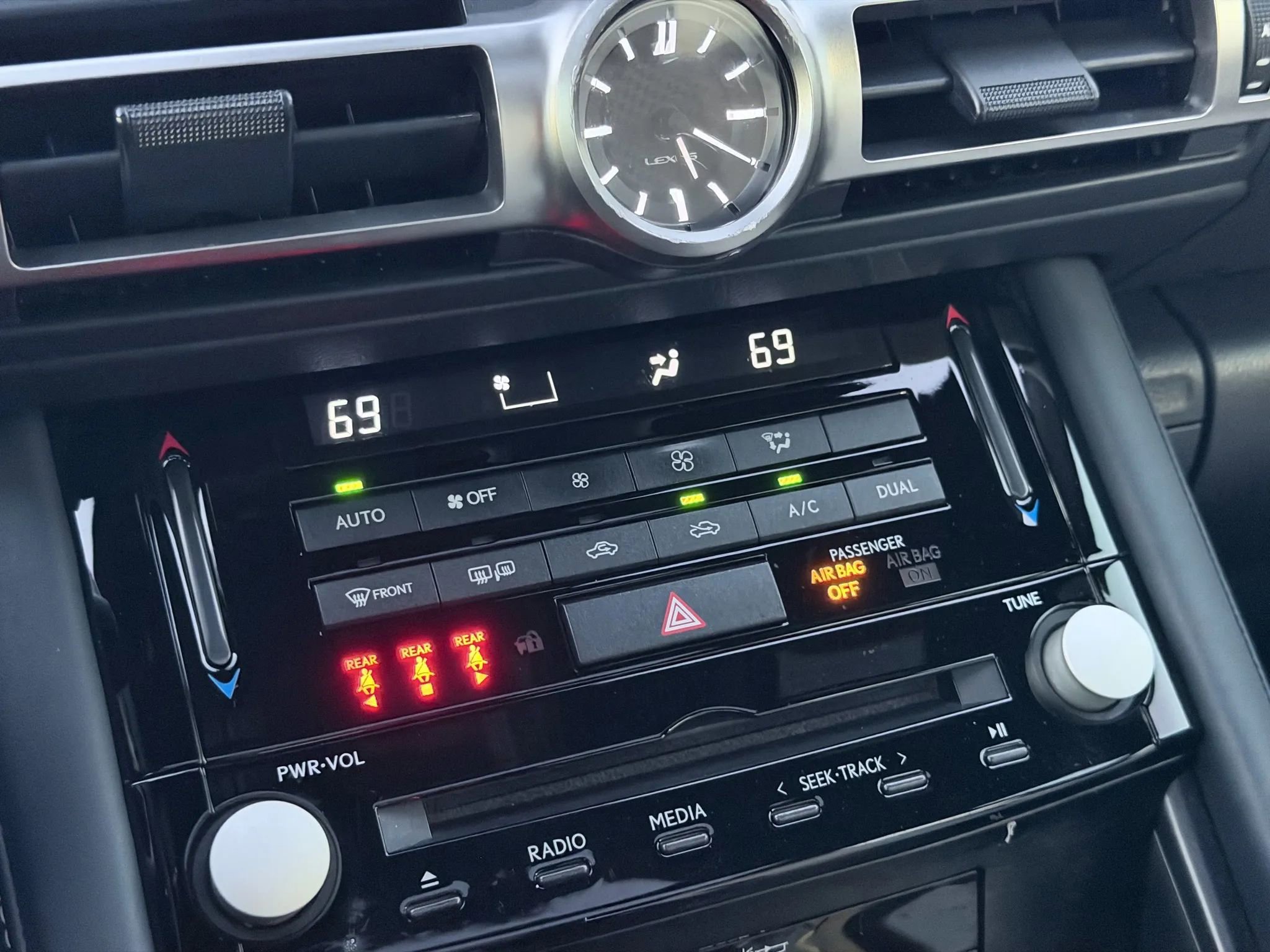 Used 2022 Lexus IS 350 F Sport image 45