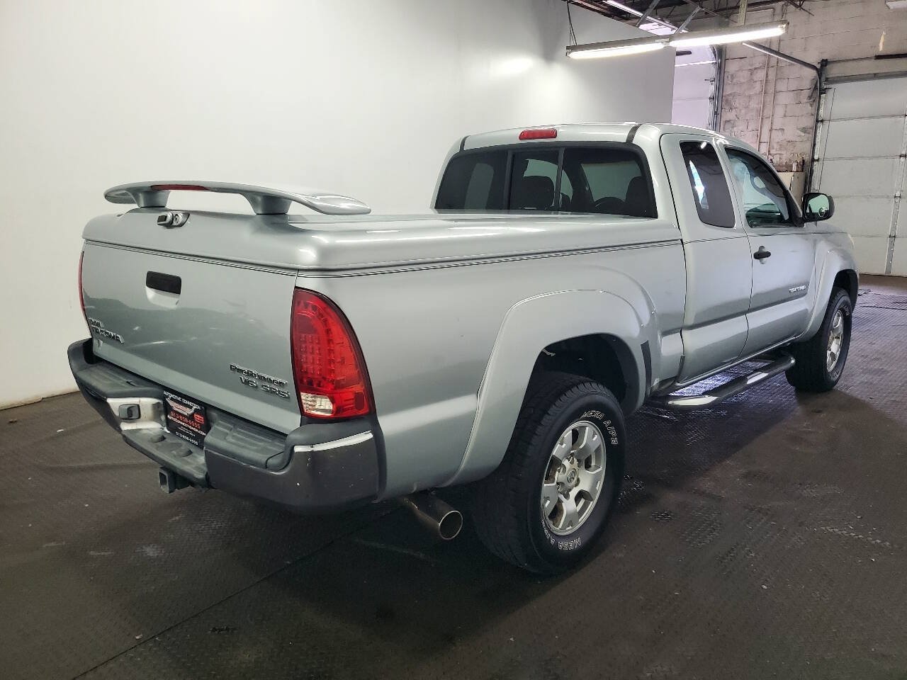 Used 2006 Toyota Tacoma PreRunner w/ TRD Off-Road Pkg #1 RWD image 7