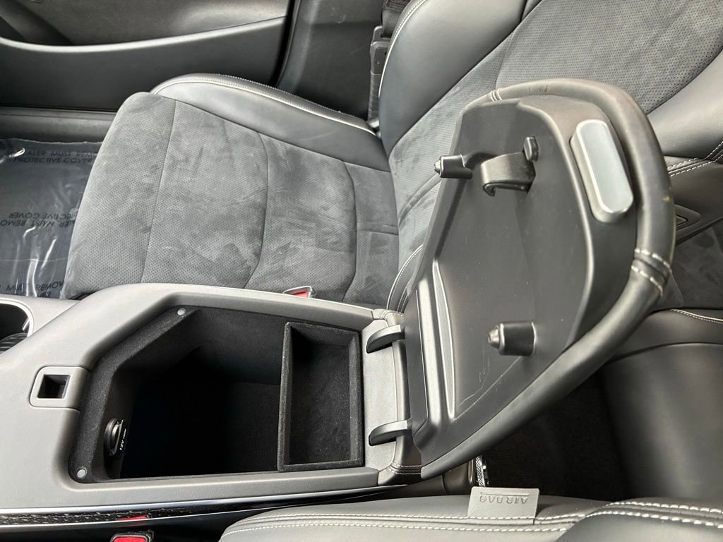 Used 2022 Genesis GV70 3.5T Sport w/ Sport Prestige Package image 36