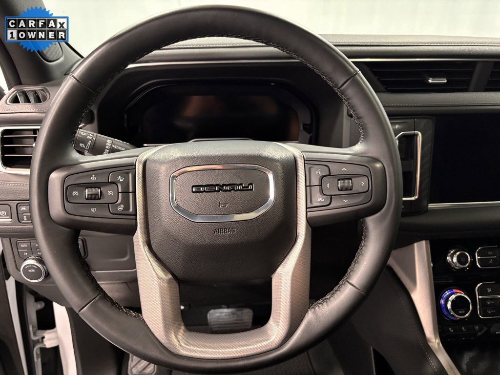 Used 2023 GMC Yukon Denali image 13