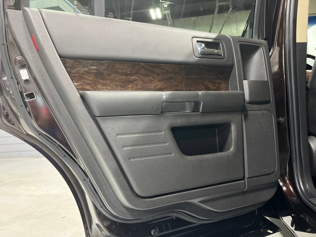Used 2014 Ford Flex Limited w/ Equipment Group 303A AWD/4WD image 32