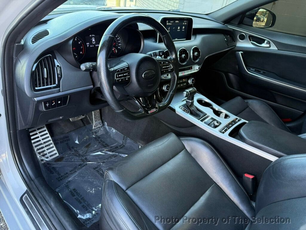 Used 2019 Kia Stinger GT image 17
