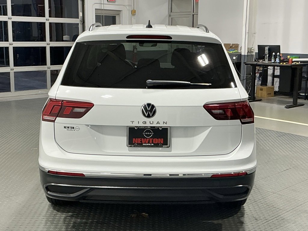 Used 2023 Volkswagen Tiguan S image 28