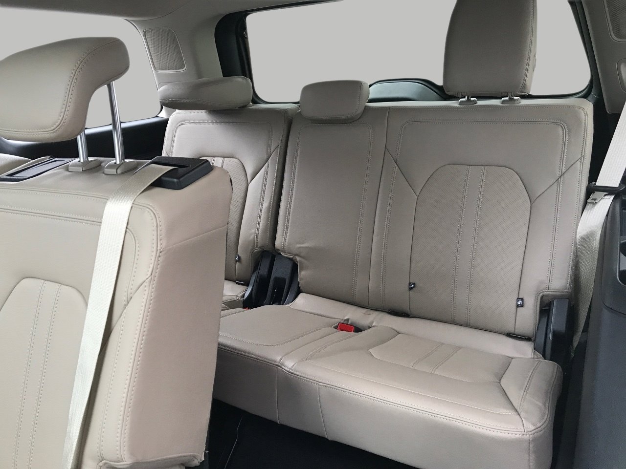 Used 2024 Ford Expedition Limited image 22