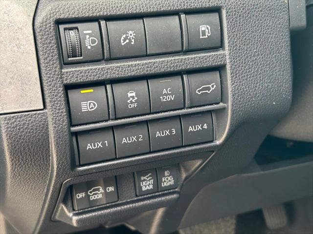 Certified 2025 Toyota 4Runner Trailhunter AWD/4WD image 29