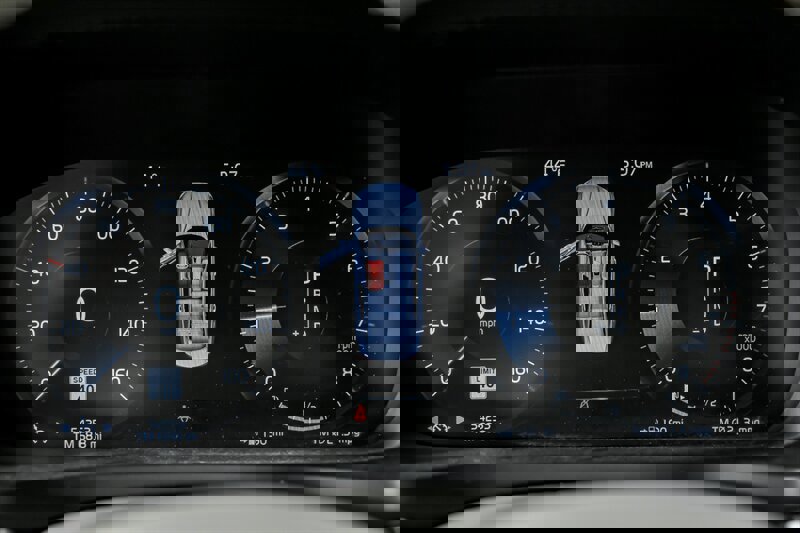 Used 2021 Volvo S60 T6 Momentum w/ Premium Package image 24