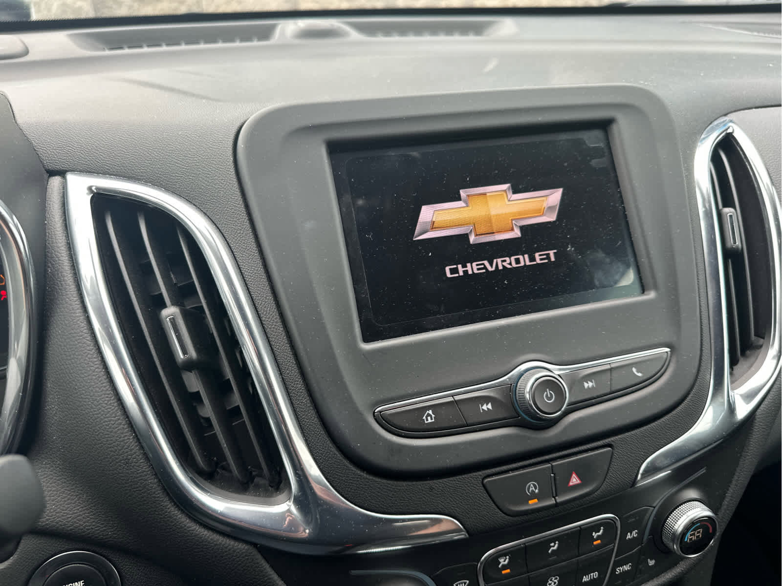 Certified 2023 Chevrolet Equinox LT AWD/4WD image 9