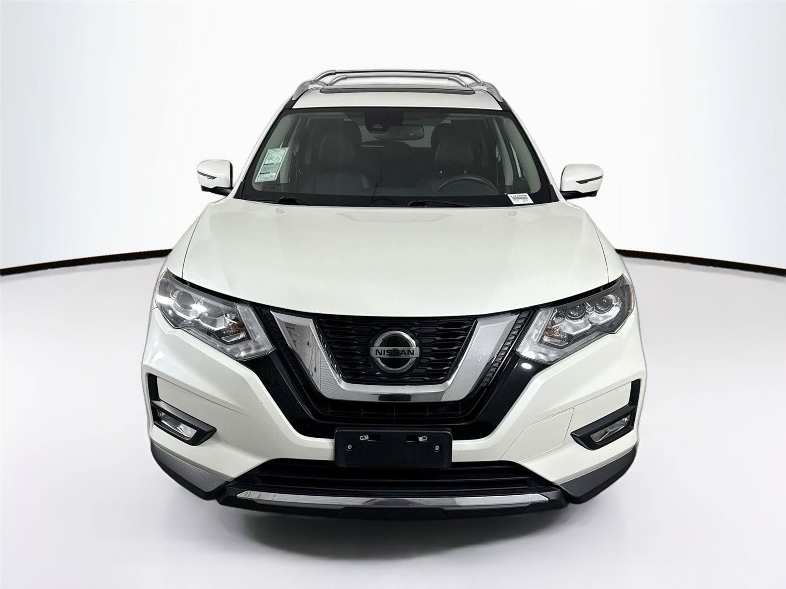 Used 2018 Nissan Rogue SL w/ Premium Package FWD image 9