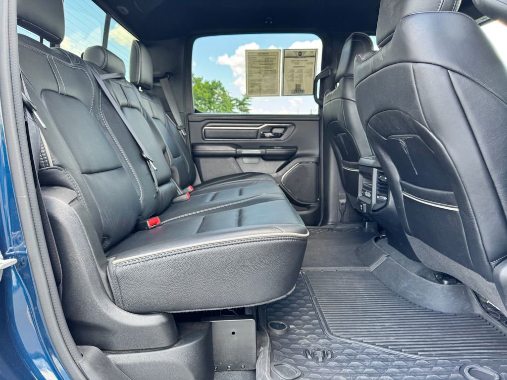 Used 2022 RAM 1500 Limited w/ Cold Weather Group AWD/4WD image 16