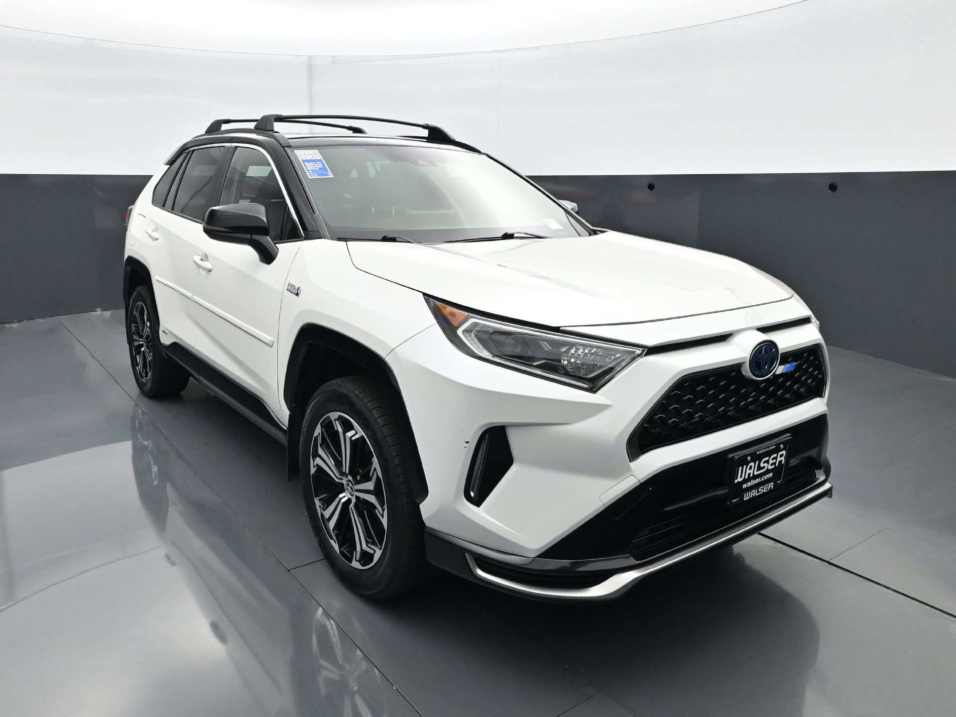 Used 2021 Toyota RAV4 XSE w/ Weather Package AWD/4WD image 11