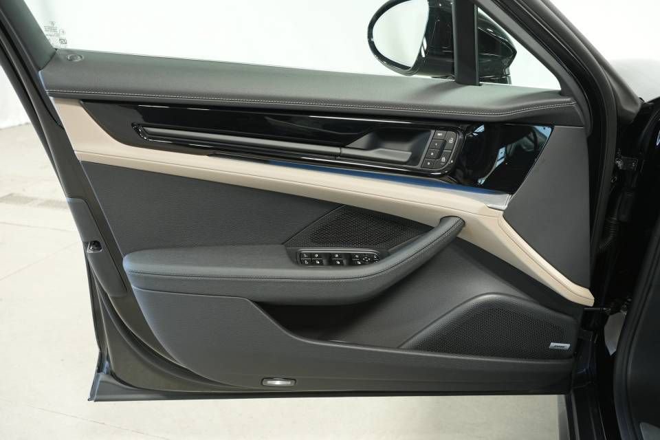 New 2026 Porsche Panamera 4 AWD/4WD image 25