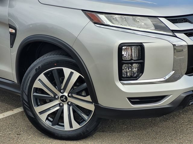 Used 2024 Mitsubishi Outlander Sport ES AWD/4WD image 9